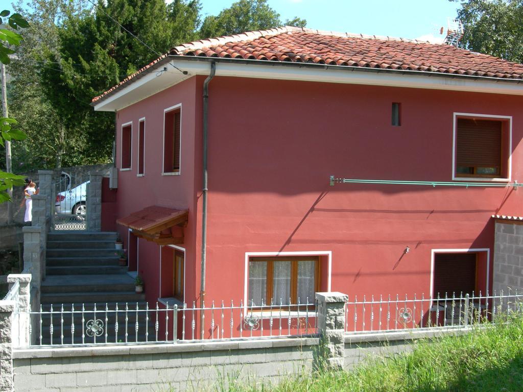 מלון Onís Casa Valle מראה חיצוני תמונה